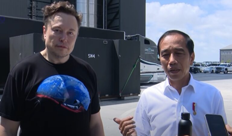 Tesla Bangun Gigafactory di Indonesia Bukan India, Buah Jokowi Bertemu Elon Musk?